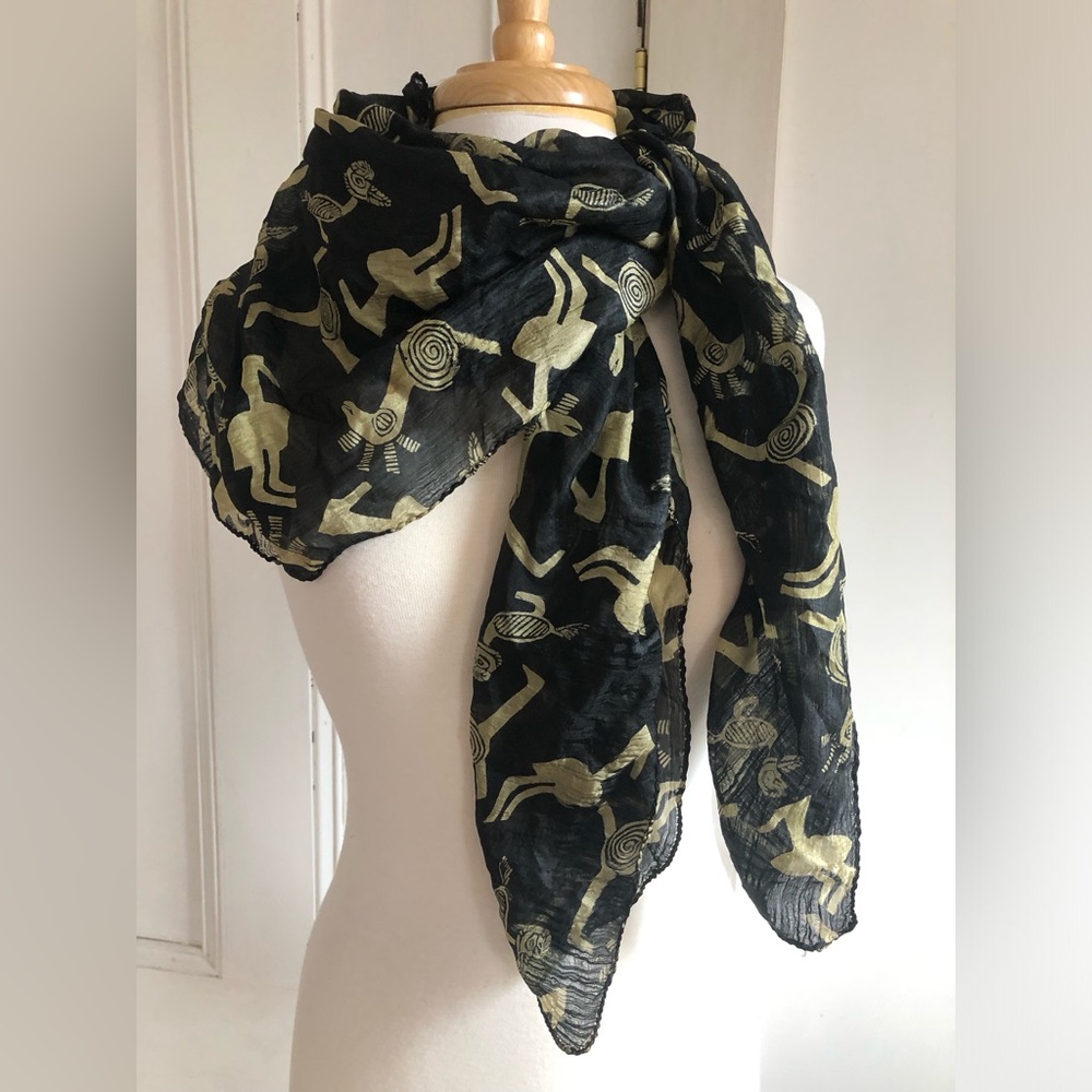 Vintage 90s Black Scarf w gold print